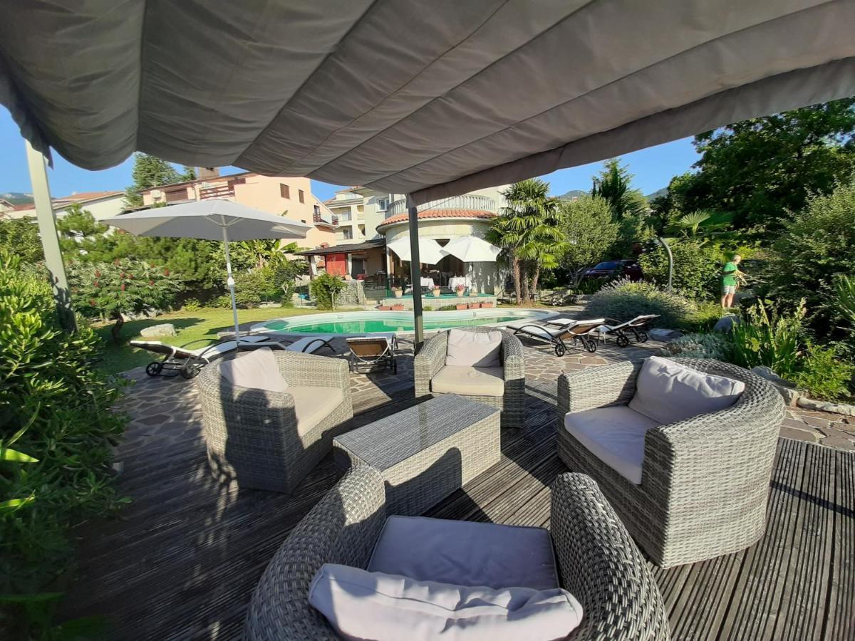 B&B Eva Icici Bagian luar foto