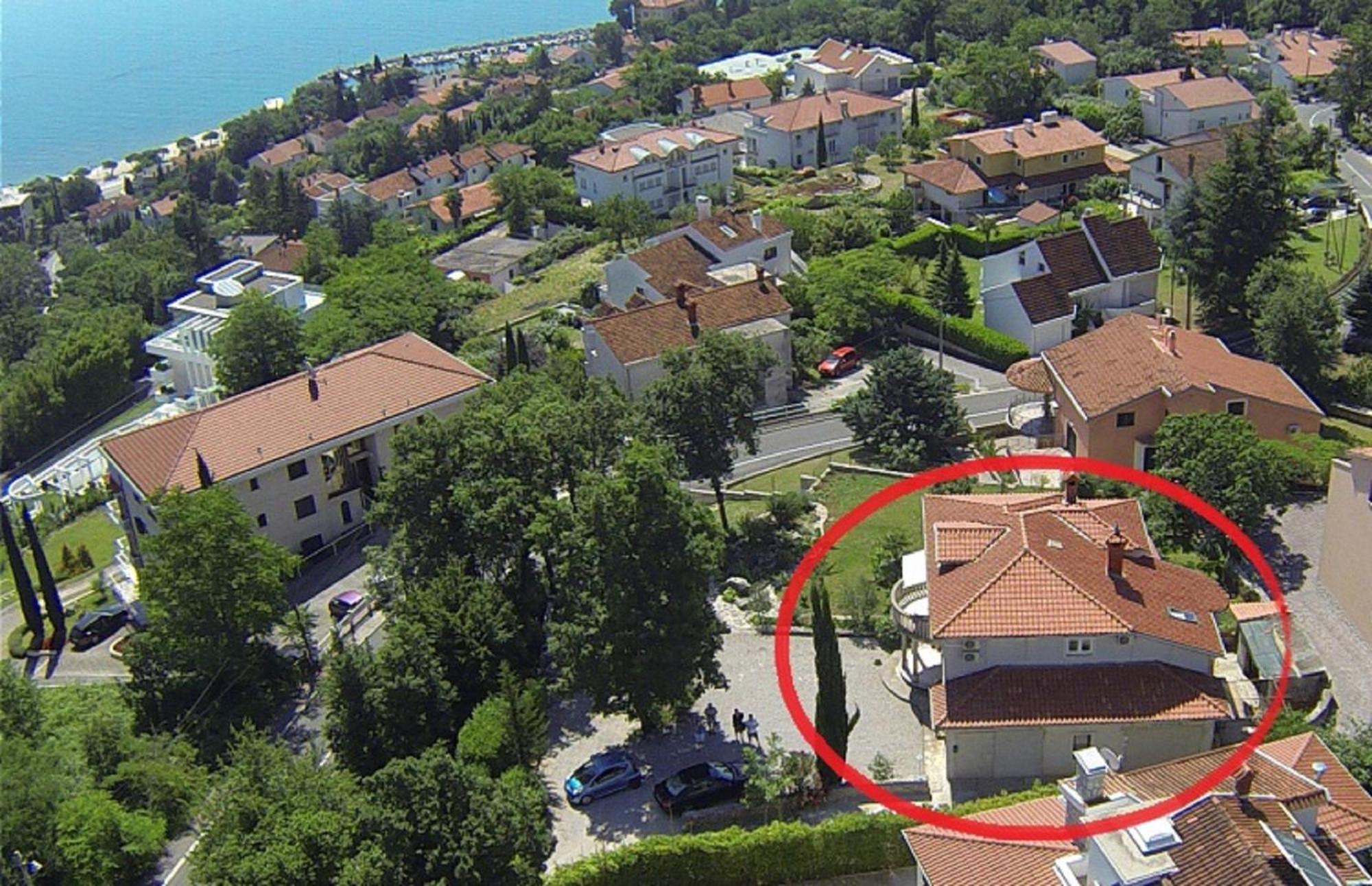 B&B Eva Icici Bagian luar foto
