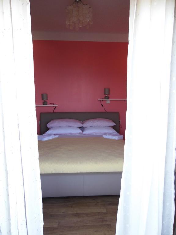 B&B Eva Icici Bagian luar foto