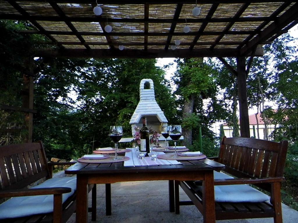 B&B Eva Icici Bagian luar foto