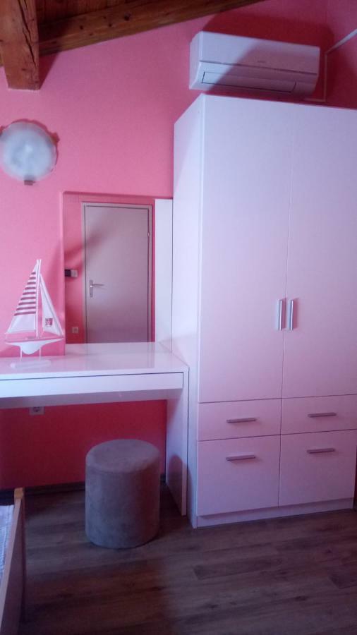 B&B Eva Icici Bagian luar foto